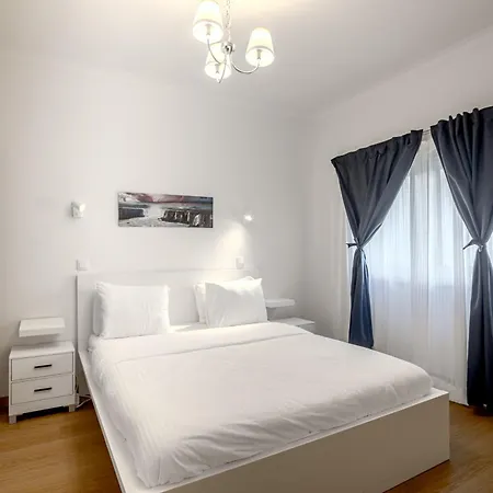 Alameda Grand Terrace By Homing Апартаменты *